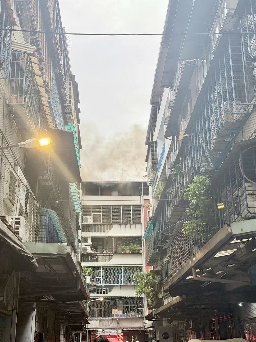 火災現場。（圖／翻攝畫面）
