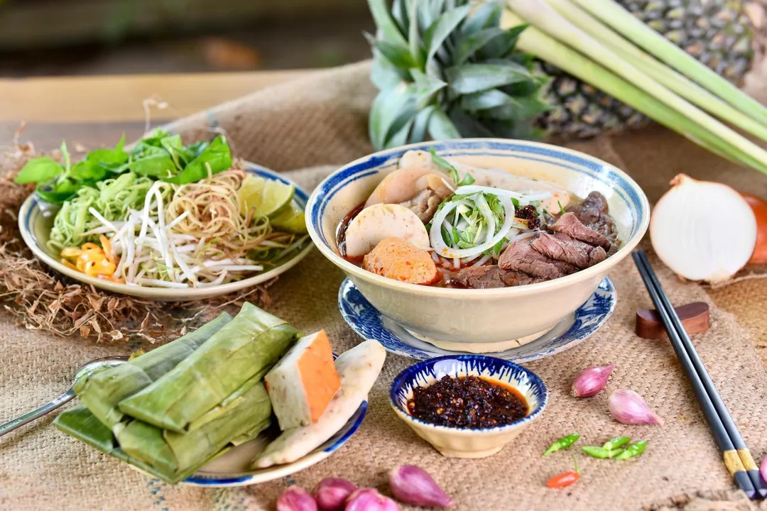 越南人飲食以天然食材、蔬菜與海鮮為主,加上愛喝湯、日常活動量高,因此較不容易肥胖。(示意圖/Pixabay)