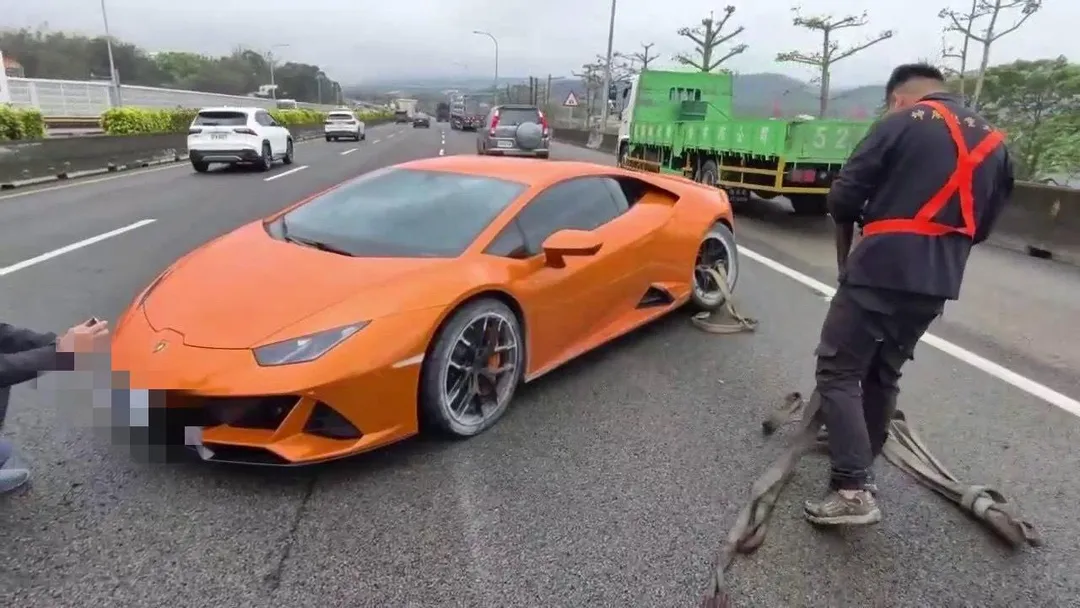 車禍現場。（圖／中天新聞）