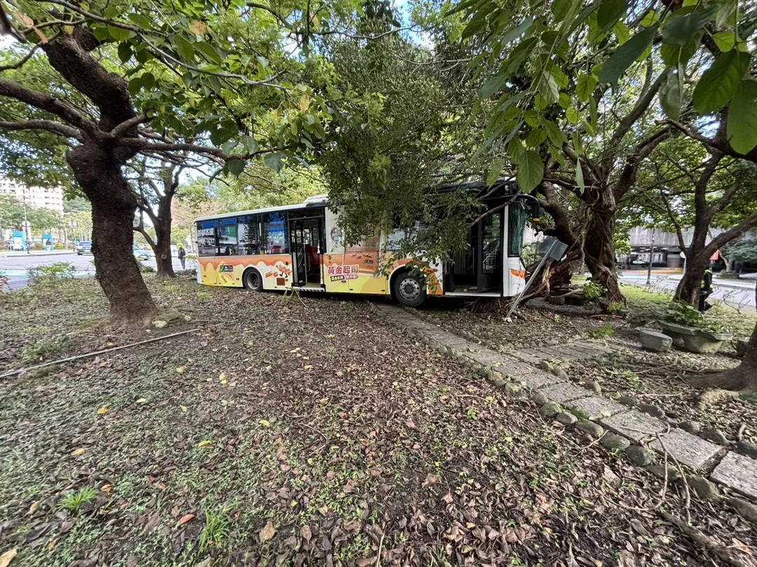 車禍現場。(圖/警方提供)