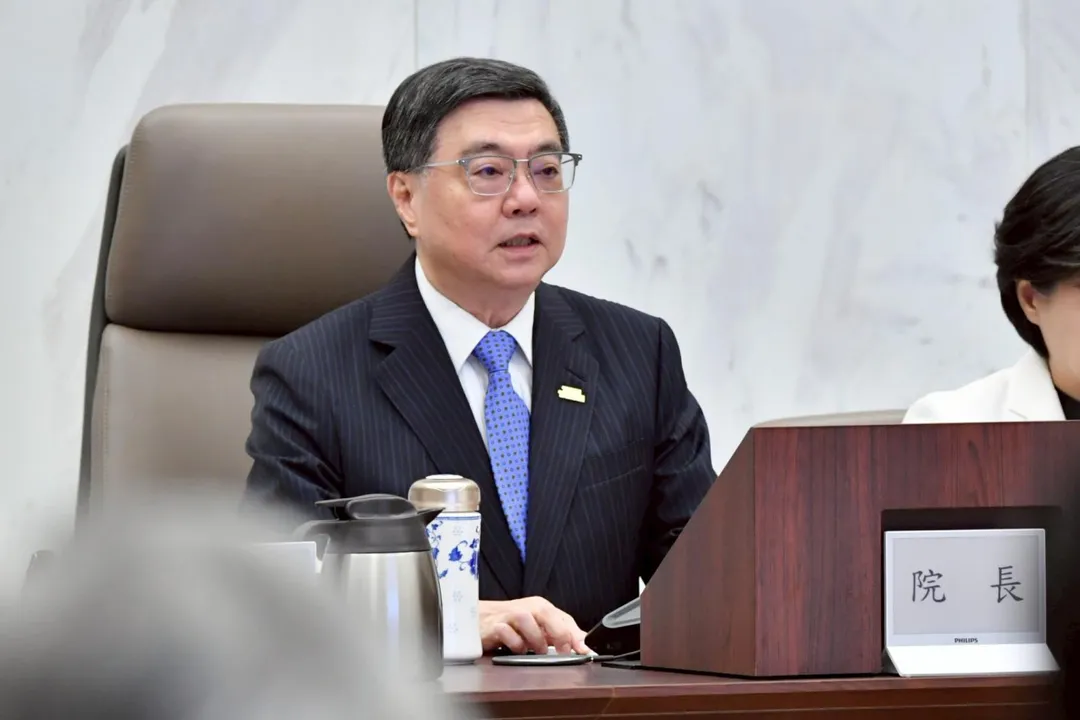 卓榮泰今(12)日於行政院會聽取外交部、經濟部、金融監督管理委員會「中東情勢因應」報告後。(圖/行政院提供)