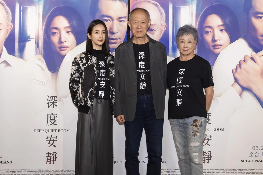 林依晨（左）因太過入戲，在片場與飾演她父親的金士傑（右）長達一週沒有打招呼。（圖／風起娛樂 提供）