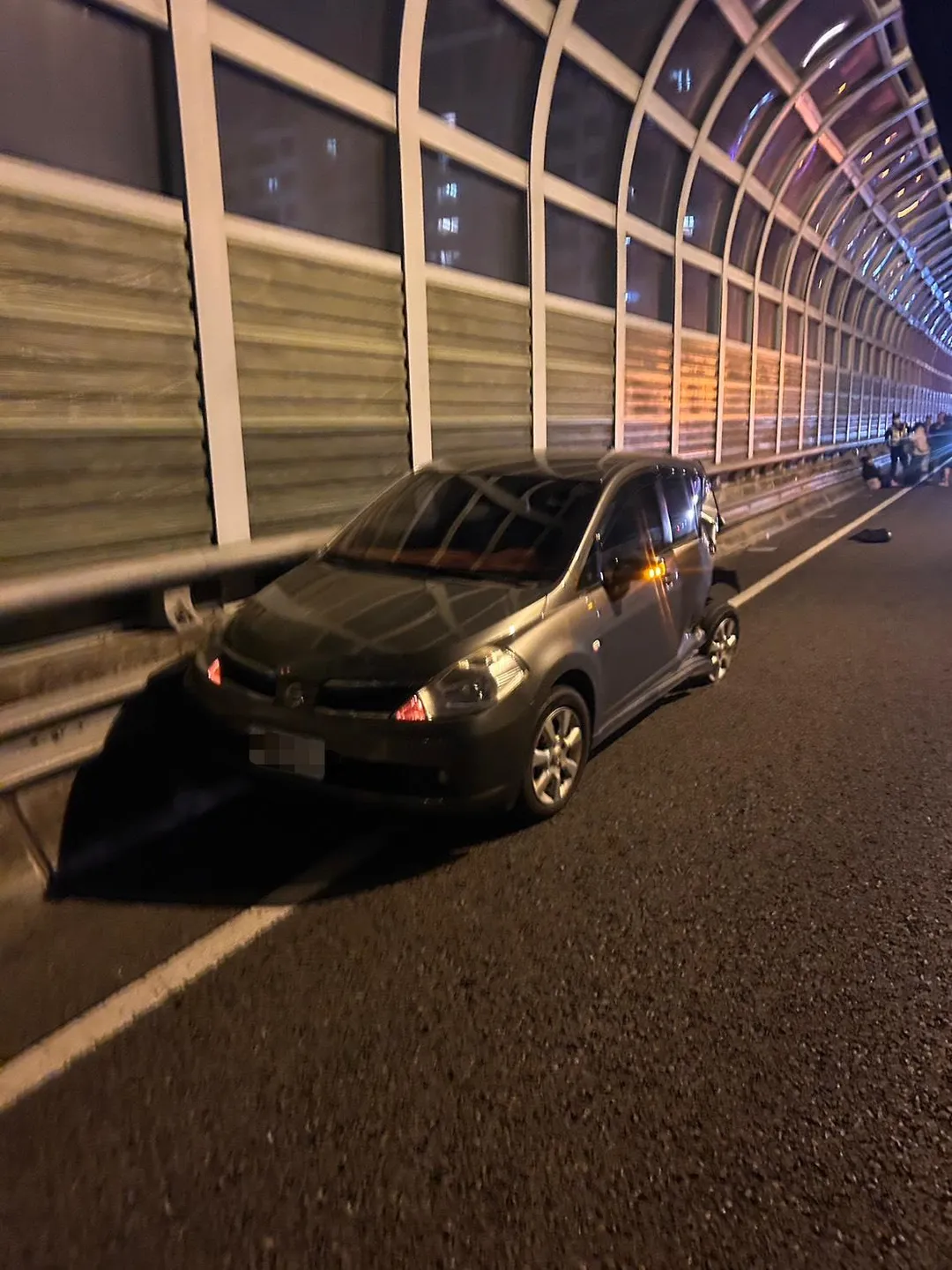 台74線昨天短短22分鐘就發生兩起車禍。（圖／中天新聞）