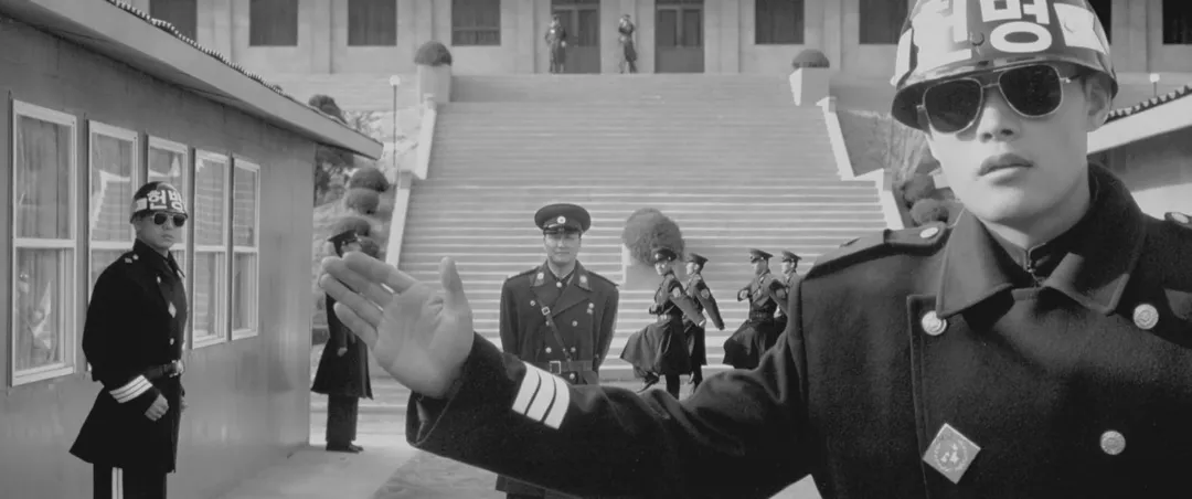 韓國名導朴贊郁代表作《JSA共同警戒區》4K數位修復版13日重返大銀幕。（圖／CATCHPLAY 提供）