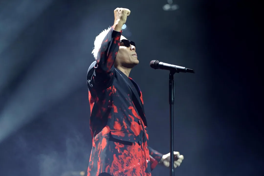 巫啟賢演唱多首經典歌曲。（圖／卡司娛樂提供）