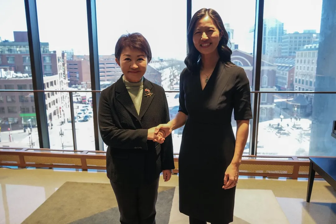 盧秀燕於美東時間3月13日上午拜會波士頓市長吳弭。（圖/市府提供）
