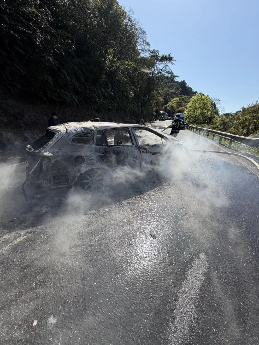 火燒車現場。（圖／新北市消防局提供）