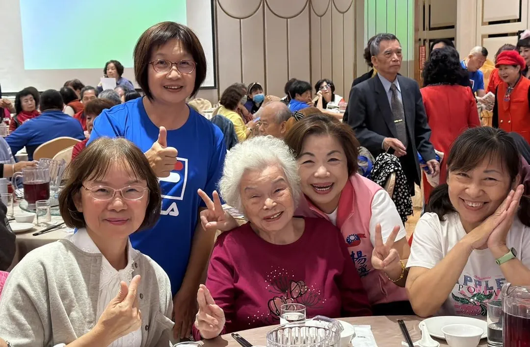 國民黨立委楊瓊瓔參加「台中市樂活銀髮族交流協會」會員大會。(圖/楊瓊瓔臉書)