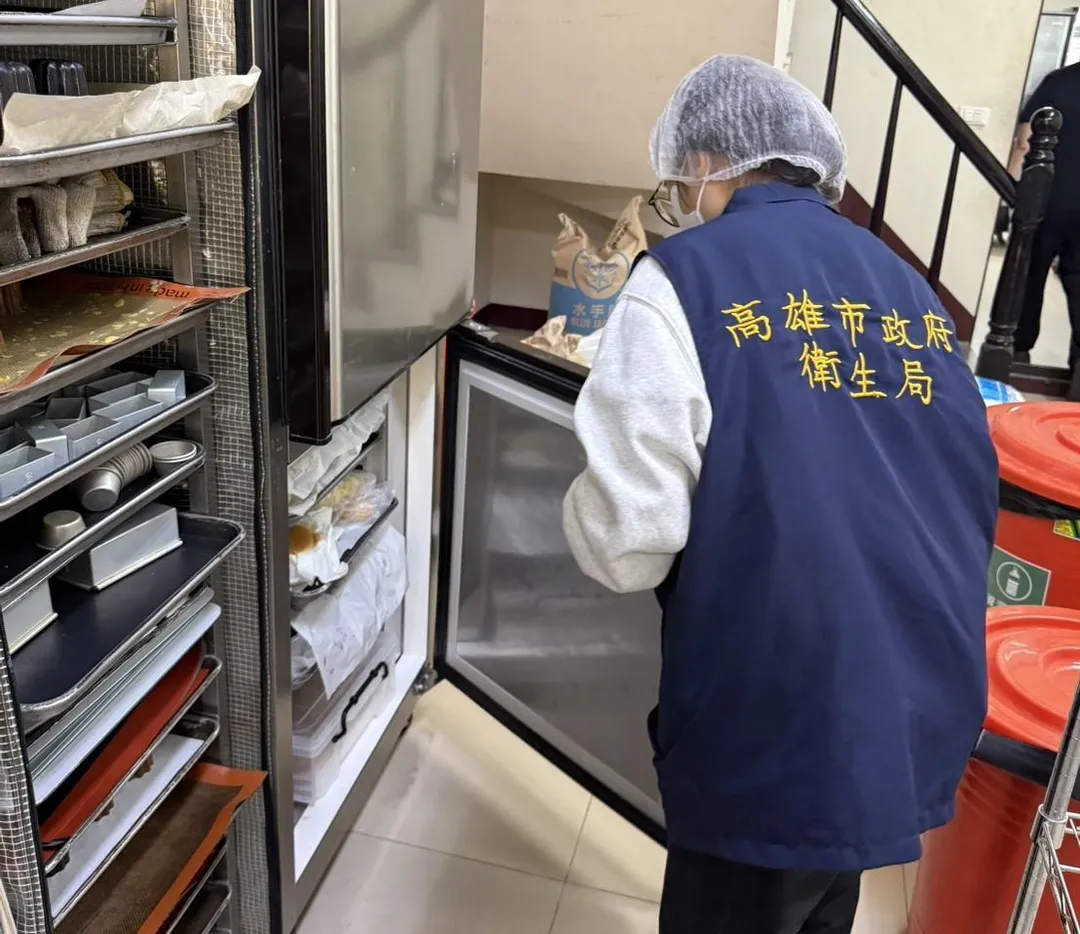 高雄市衛生局於3月16日派員前往查察，依法飭令業者限期改善。（圖／高雄市衛生局）