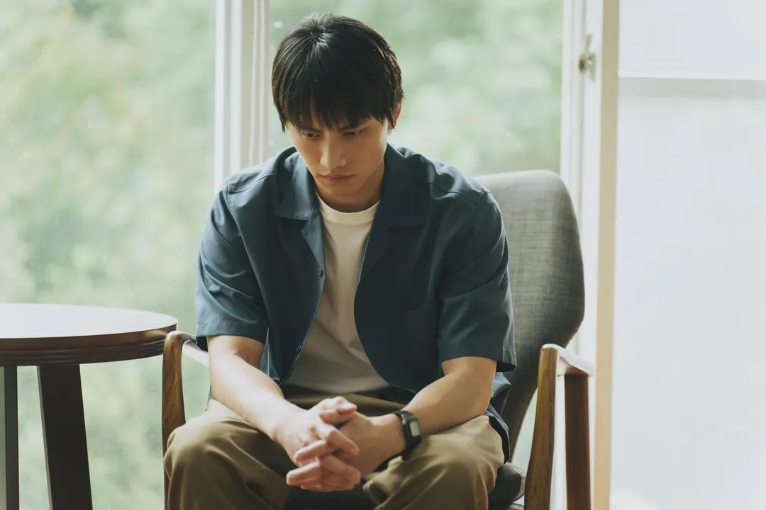 兒少犯罪電影《失樂園》由范少勳、曾敬驊、洪君昊、丁寧主演，17日公布主視覺海報。（圖／「冬候鳥電影」 、「文策院」提供）