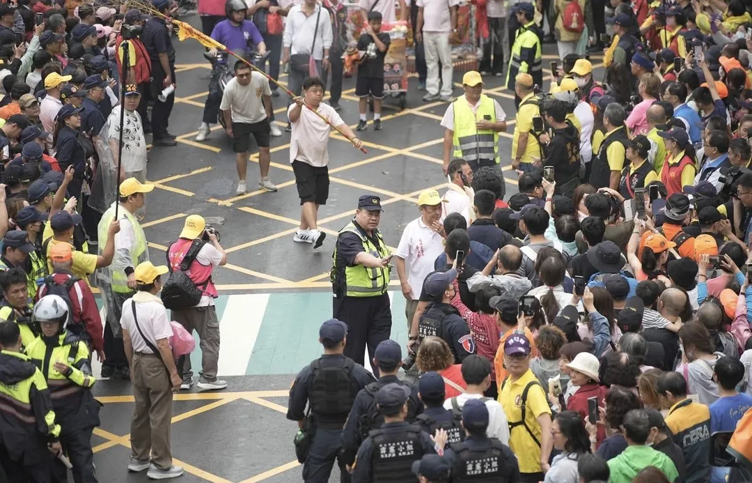新北市人口眾多警察勤務繁重。(圖/翻攝畫面)