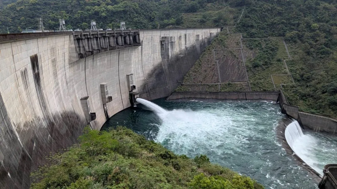 全台水情吃緊，翡翠水庫近期每天支援石門水庫供水78萬噸。（圖／翡翠局提供）