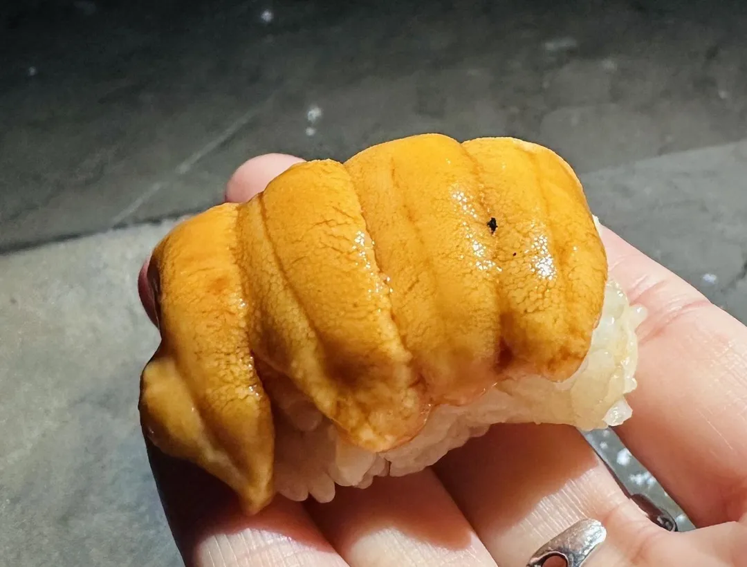海膽握壽司。（圖／尤素嬌提供）