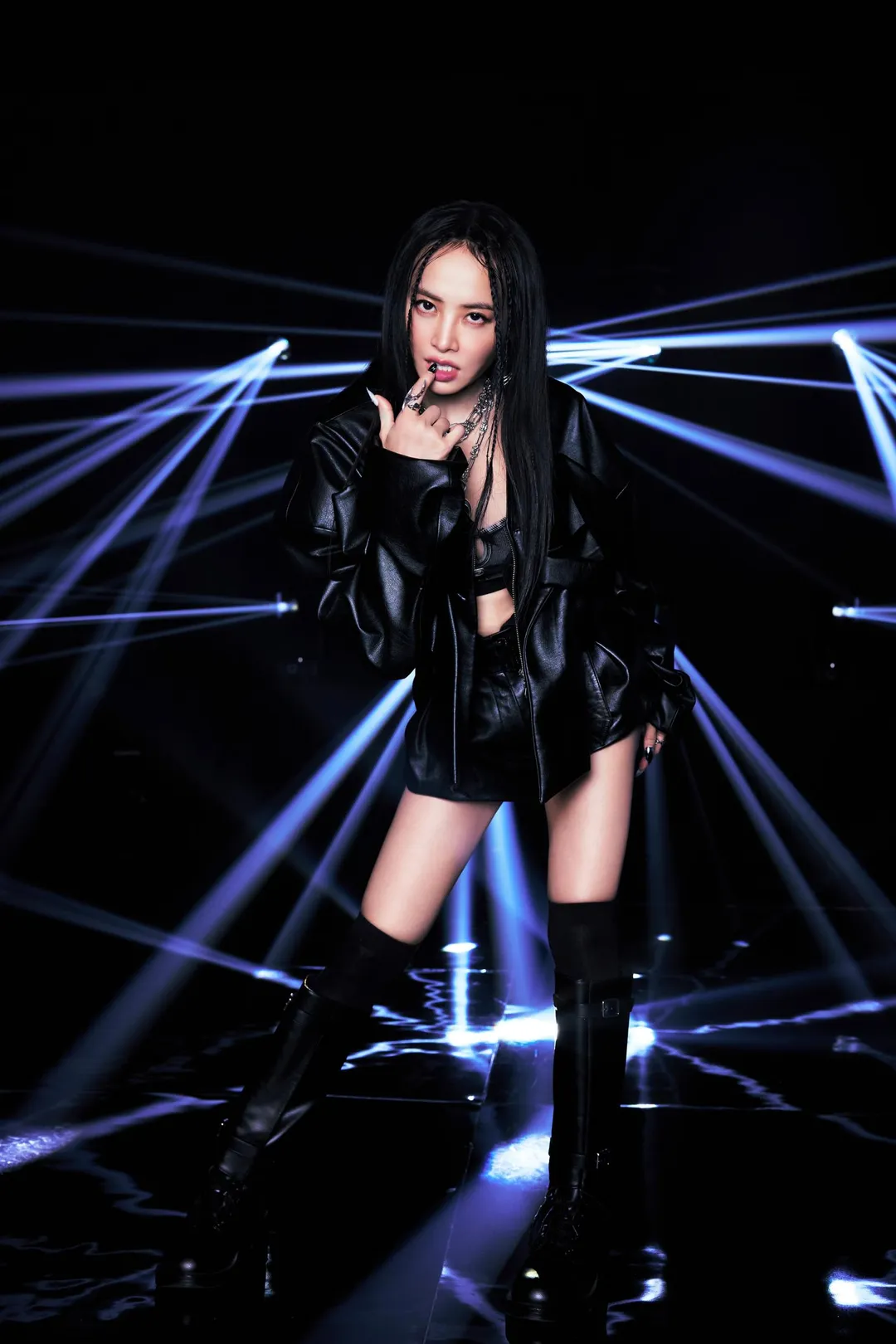 Jolin以潮流闇黑女王造型現身。（圖／索尼音樂 提供）