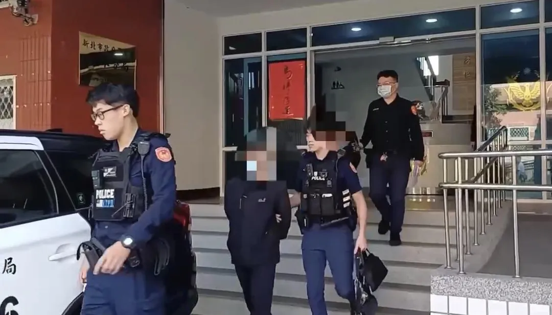 警方將2人移送地檢署偵辦。(圖/翻攝畫面)