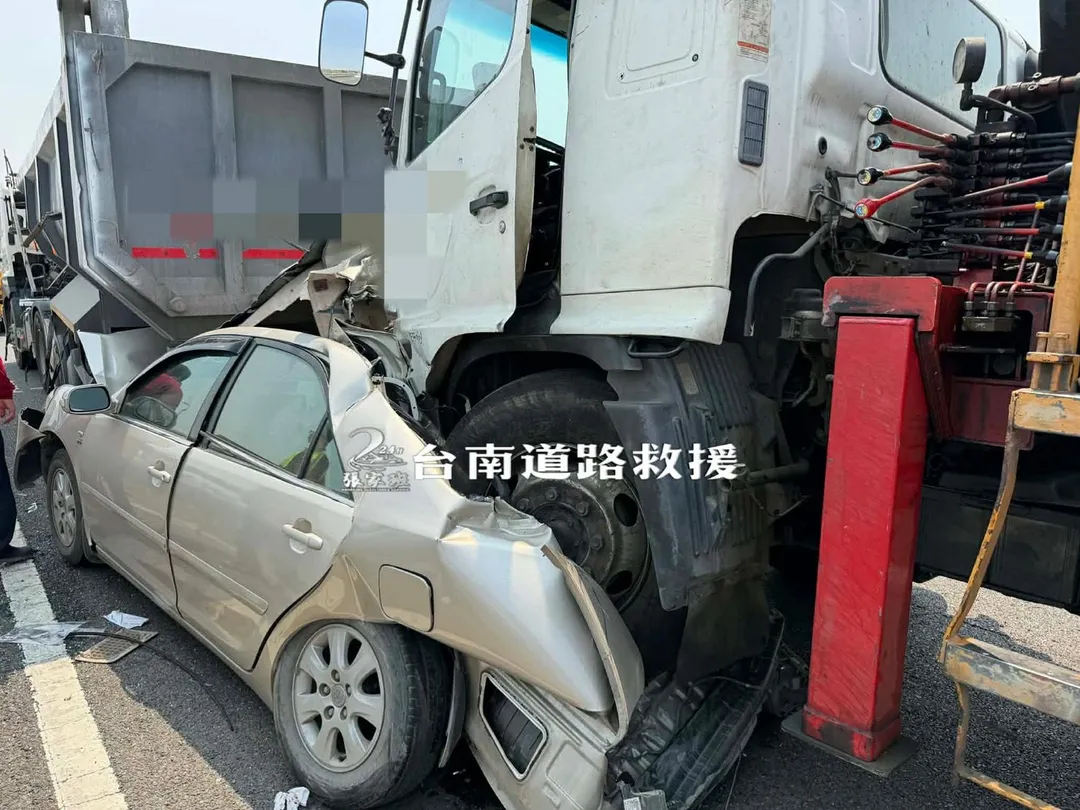 車禍現場畫面。（圖／台南道路救援張家班）