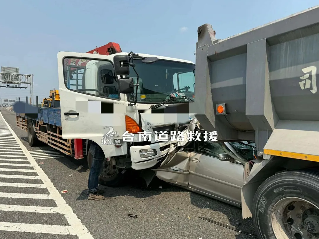 車禍現場畫面。（圖／台南道路救援張家班）