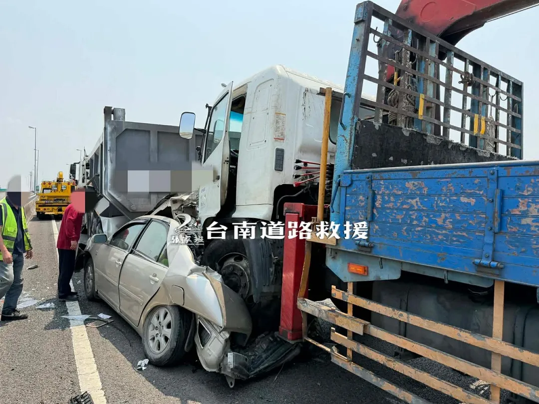 車禍現場畫面。（圖／台南道路救援張家班）
