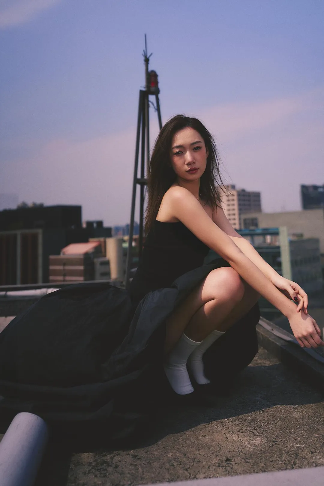 創作歌手Julia吳卓源在2024年4月捲入和男星朱軒洋小三風波,重創演藝事業。(圖/華研國際 提供)