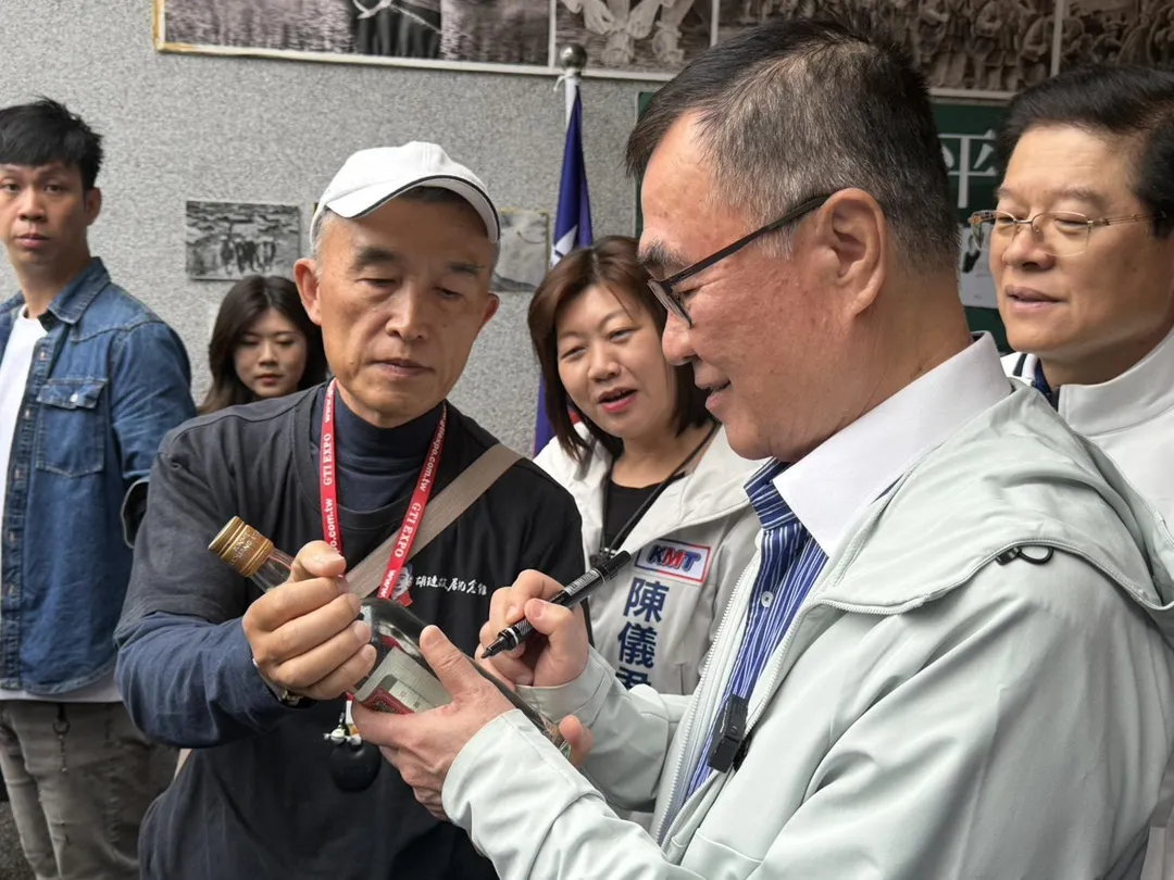 針對兩岸議題,李四川強調,交流絕對比交惡好,對話絕對比對立好,和平當然比戰爭好。(圖/李四川辦公室提供)