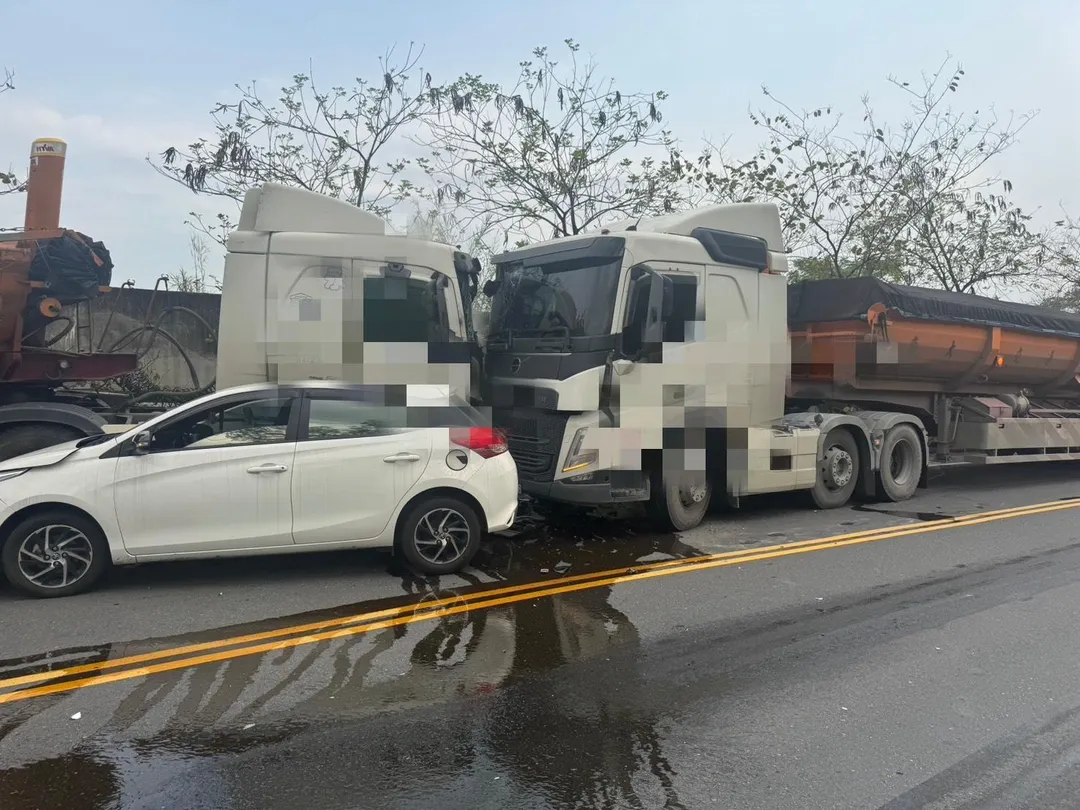 車禍現場。（圖／記者爆料網）