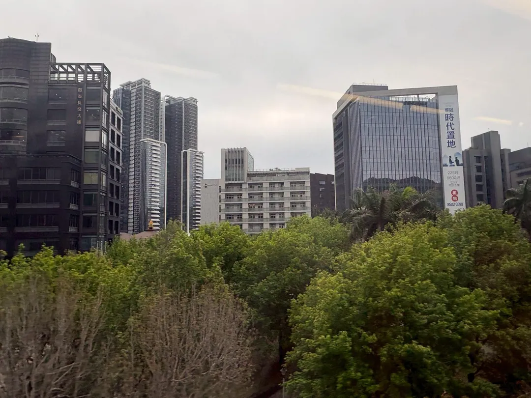 房市修正期投機退場、價格回穩,高資產族提前卡位精華地段。(圖/丁一芬攝)