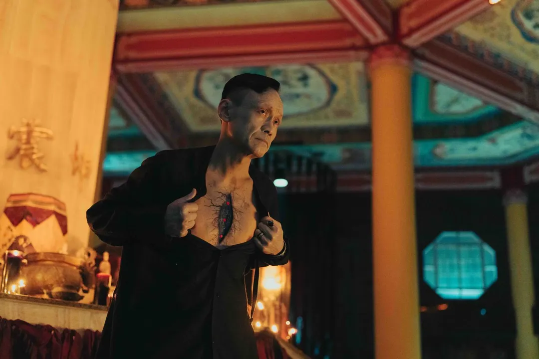 陳以文飾演的陳七殺，將反派刻畫地鞭辟入裡，許多網友也被他的犀利眼神懾服。（圖／Netflix 提供）