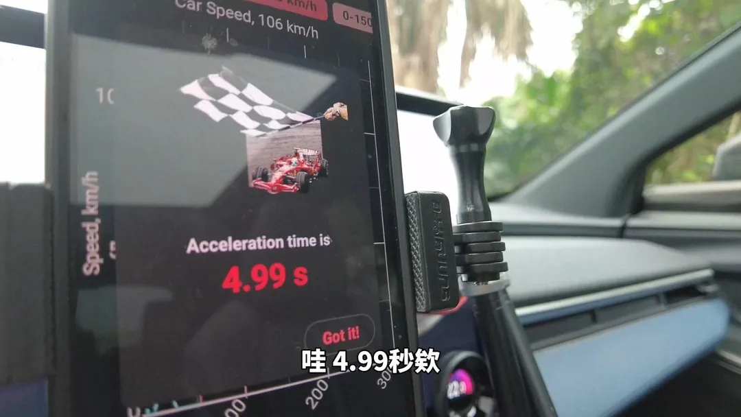 中天車享家朱朱哥來聊車，這次為您帶來的內容，聚焦Subaru最新改款電動SUV——Subaru Solterra XT。（圖／中天新聞）