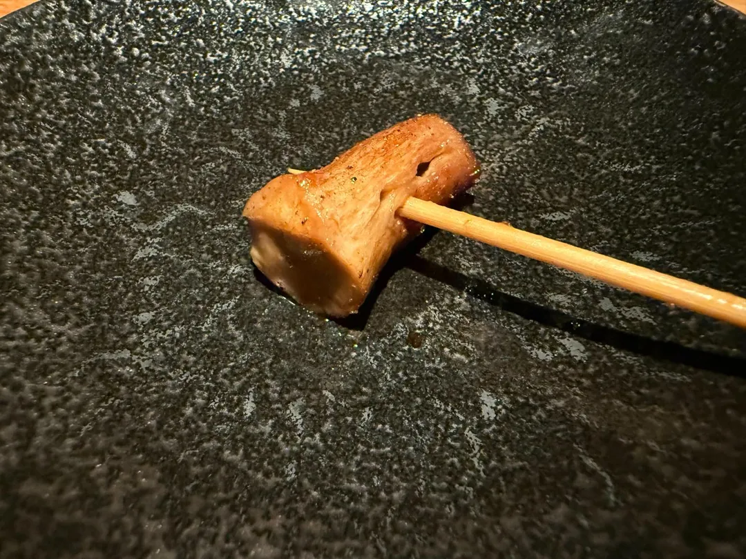 烤香菇梗。（圖／黃宏輝提供）