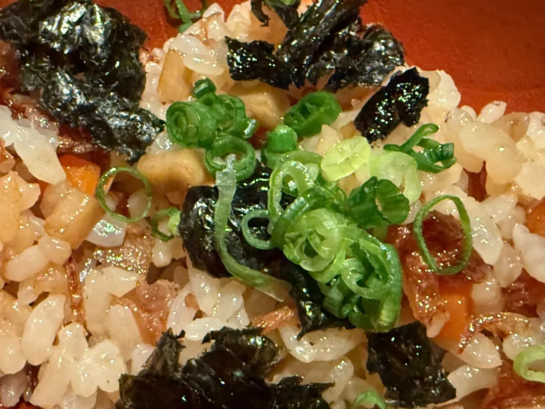 油香滿溢的炊飯。（圖／黃宏輝提供）