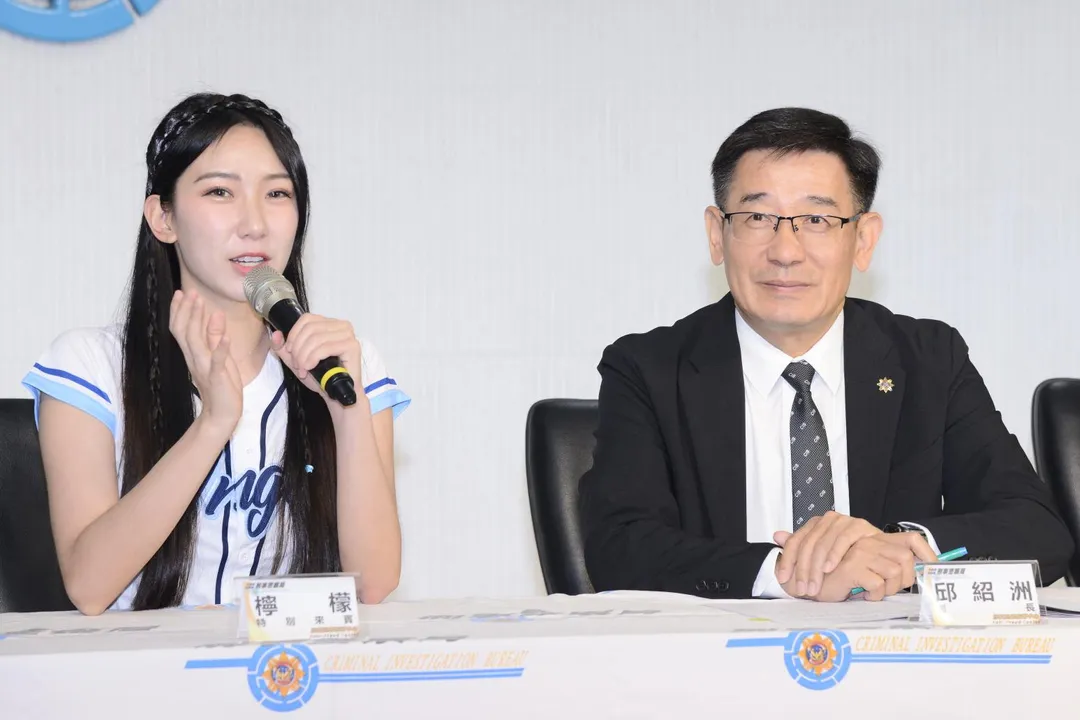 檸檬現場分享遇到詐騙過程。（圖／翻攝畫面）