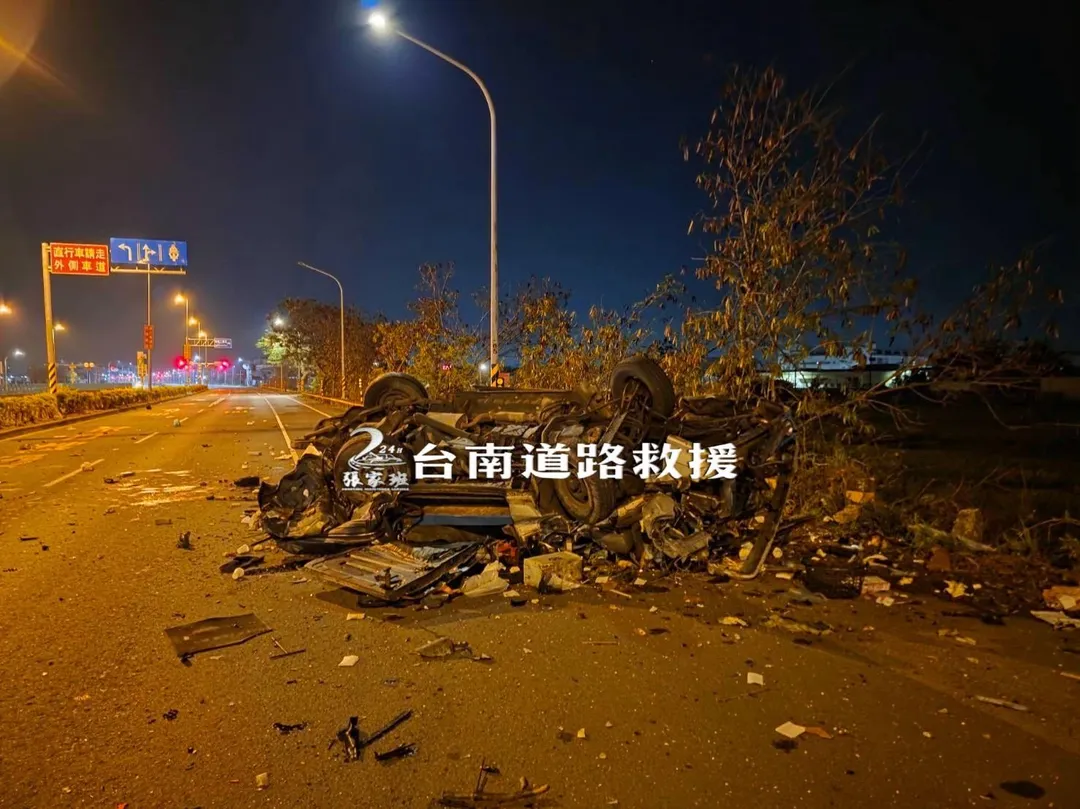 車禍現場。（圖/台南道路救援張家班授權提供）