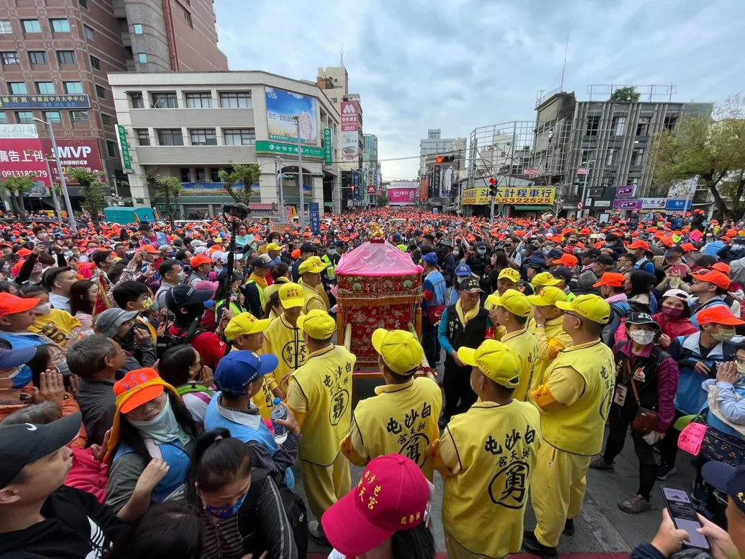 白沙屯拱天宮媽祖遶境活動將在13日（農曆2月26日）凌晨起駕。（資料照／翻攝自「白沙屯拱天宮﻿」臉書）