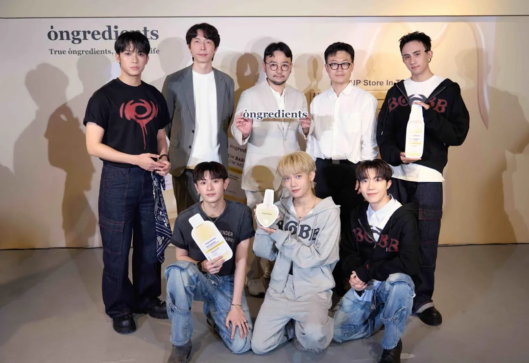 剛退伍的VERA成員學文（上排右），迎來回歸後的首場公開活動，分享了軍中趣事。（圖／_ Ongredients _ 翊晞整合行銷公關 提供）