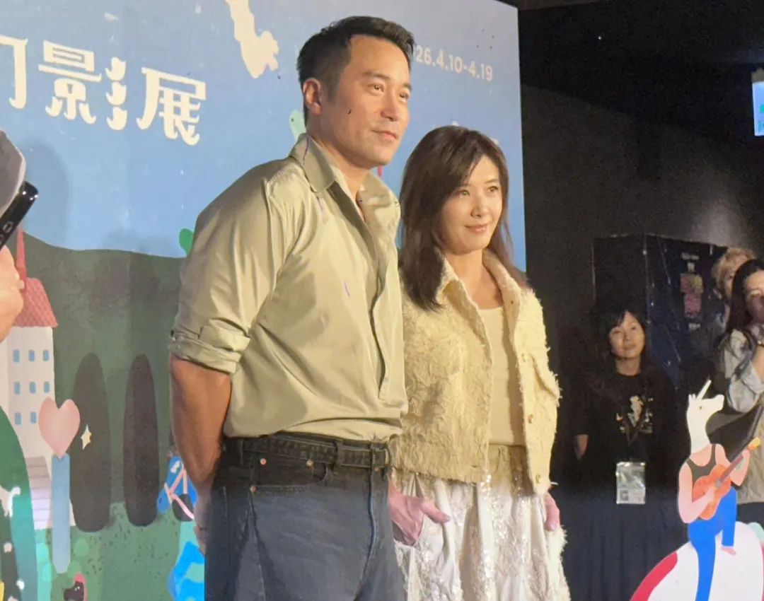 張孝全（左）與蘇慧倫（右）12日出席主演新劇《欠你的那場婚禮》世界首映。（圖／記者 伍映澄 攝）