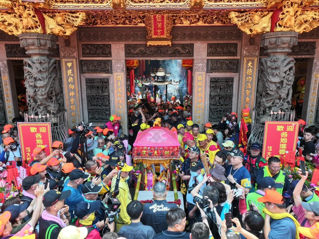 苗栗白沙屯拱天宮媽祖於12日深夜起駕，在地居民點名「三類人」不歡迎並指出「真的拜託不要再來了。」（圖／白沙屯拱天宮提供）