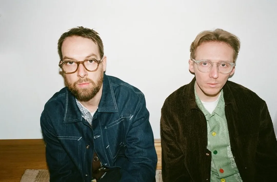 英倫電音雙人組「HONNE」出道10週年，宣布將5度來台開唱。（圖／截自官方IG）