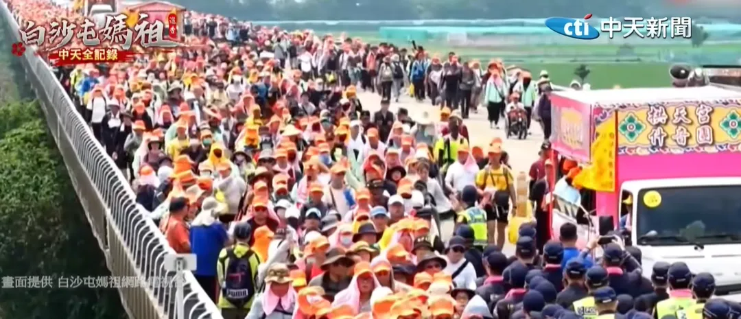 白沙屯拱天宮媽祖進香邁入第六天。（圖／白沙屯媽祖網路電視台YT）