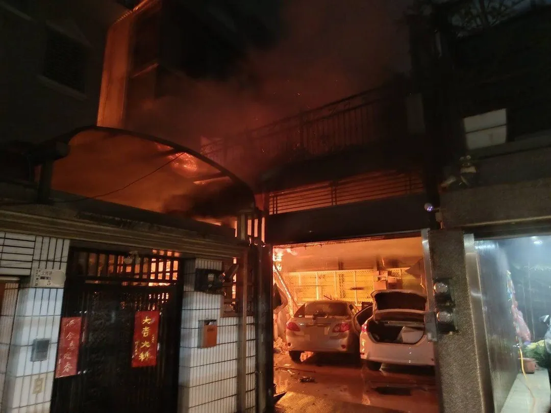 火災現場。(圖/翻攝畫面)
