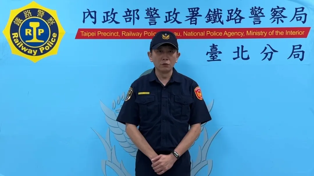 警方特別提醒，台北車站大廳屬於開放式公共空間，人潮往來眾多，民眾務必確保「財不離身」，切勿將貴重物品置於視線範圍外。（圖／警方提供）