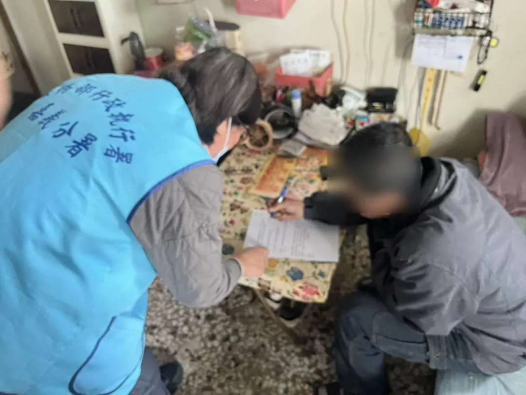 一名居住於雲林縣麥寮鄉的鍾姓男子，因多次酒駕違反《道路交通管理處罰條例》，累計罰鍰達新台幣34萬元遲未繳納，案件隨後移送法務部行政執行署嘉義分署強制執行。（圖／執行署嘉義分署提供）