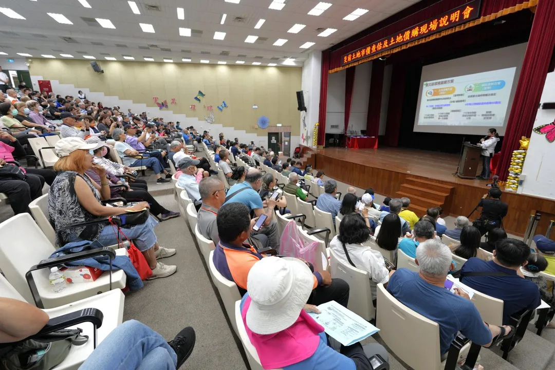 對於希望保留土地所有權的私有地主，政府提供造林補助，每公頃最高60萬元，其中第1年給付25萬元，第2年至第6年每年各6萬元，第6年視成林狀況另加發成林補助金5萬元。（圖／農業部林業及自然保育署花蓮分署提供）