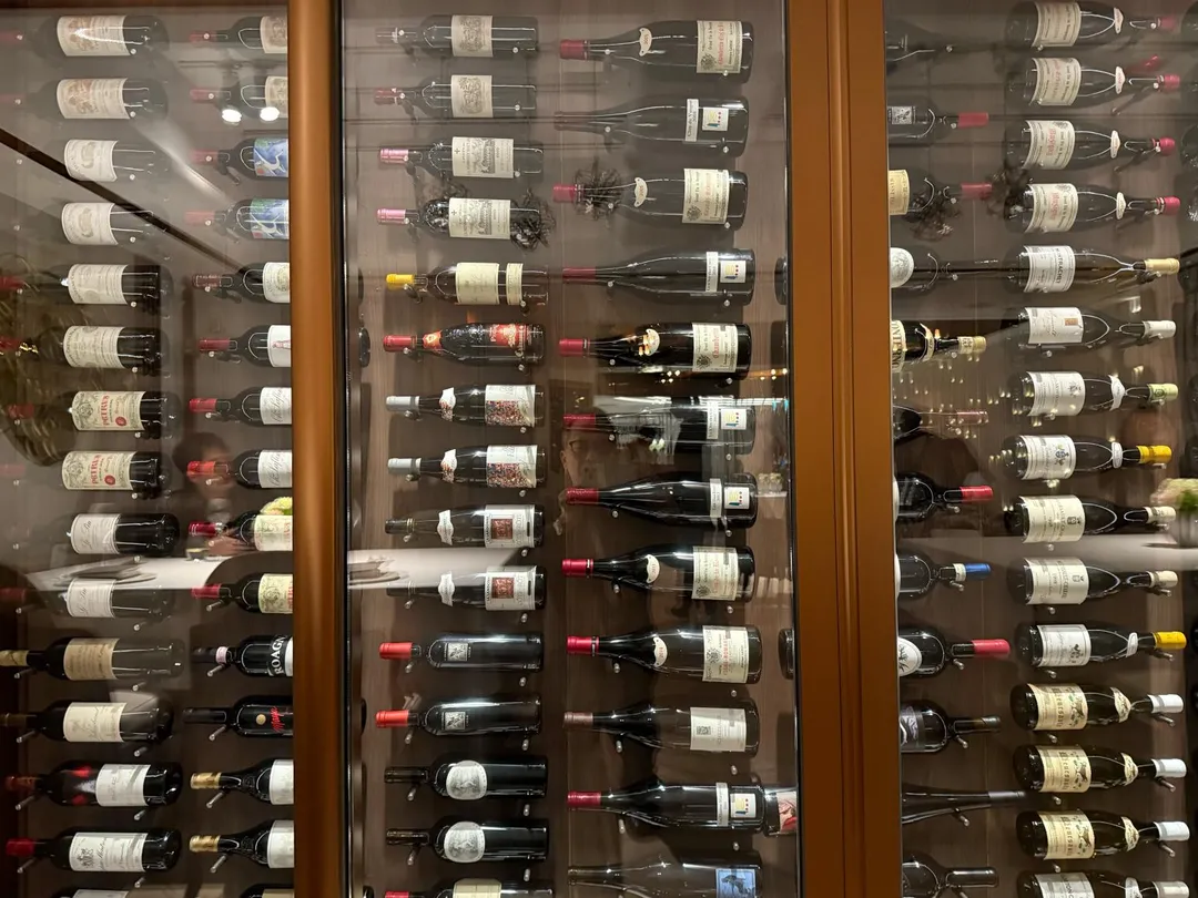 只有好酒和更好的酒。（圖／黃宏輝提供）