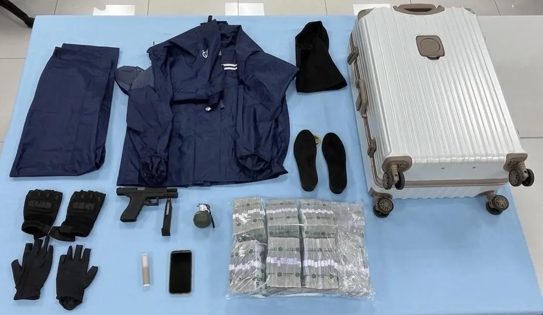 警方查扣犯罪工具等贓證物。（圖／翻攝畫面）