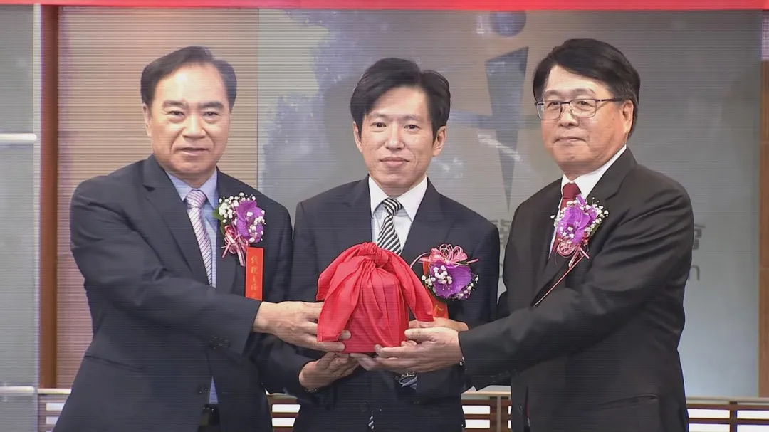 游盈隆正式接任中選會主委。（圖／中天新聞）