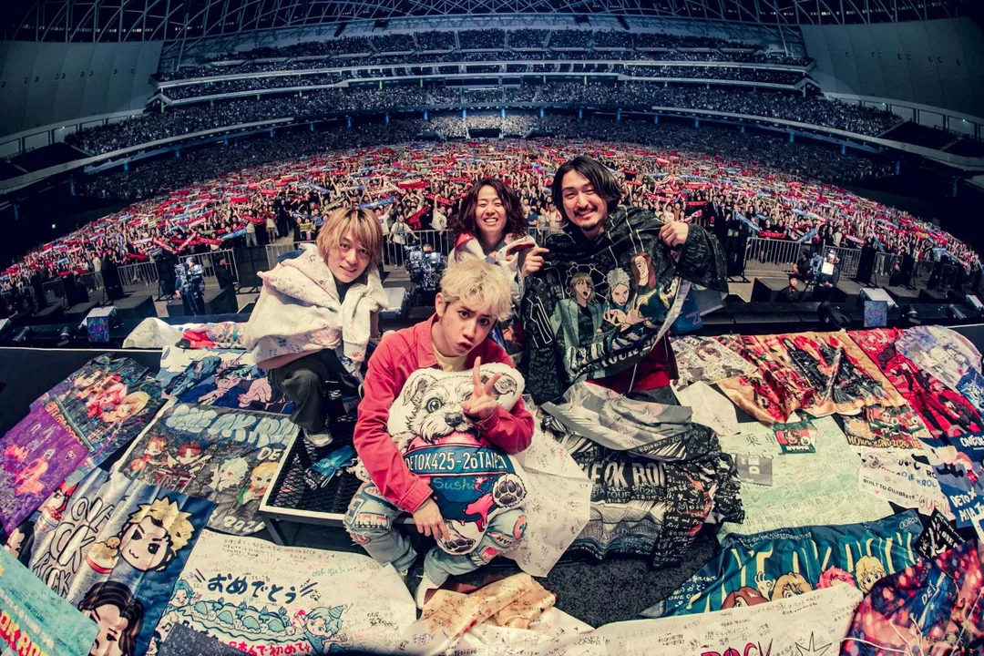 ONE OK ROCK創下首組日本藝人於臺北大巨蛋舉辦專場演唱會的紀錄。（圖/KKLIVE 提供；Masahiro Yamada 攝）