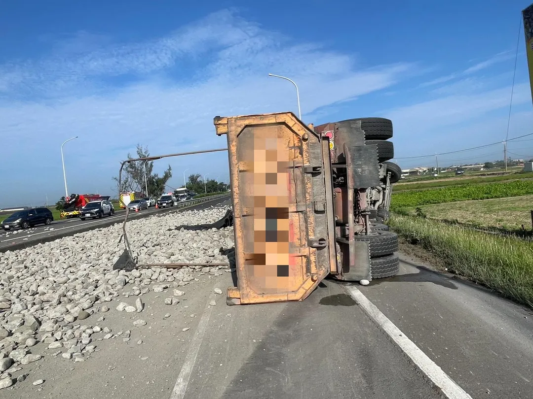 車禍現場。(圖/嘉義縣消防局提供)
