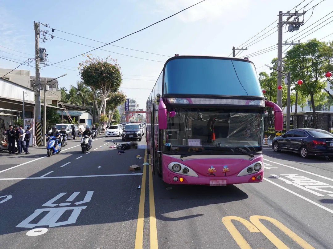 車禍現場。（圖／中天新聞）