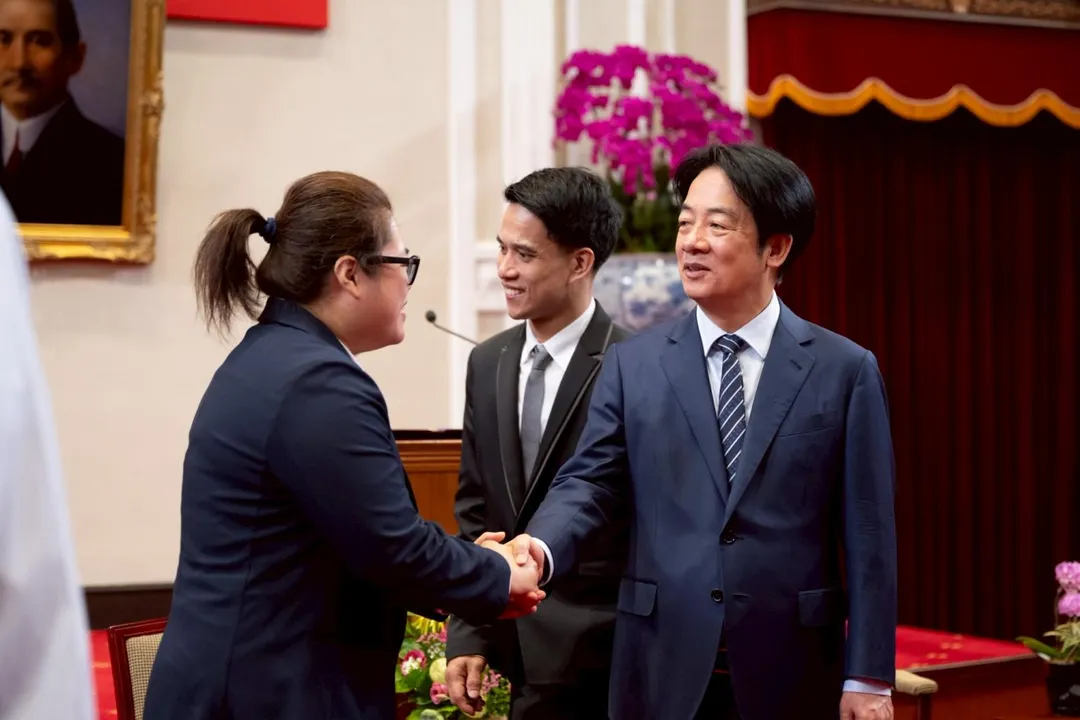 今年共有51人獲選全國模範勞工、10人獲選全國模範移工。（圖／總統府提供）