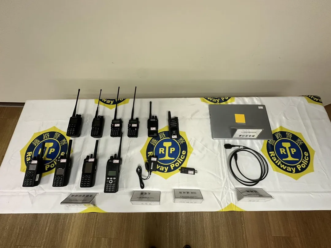 林姓男大生的犯罪工具。（圖／鐵路警察局刑事大隊提供）